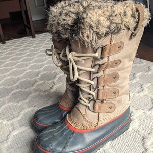 Sorel Joan of Arctic Boots Tan